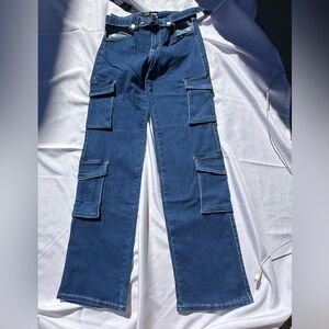 Fashion Nova Unbothered cargo jeans size 7